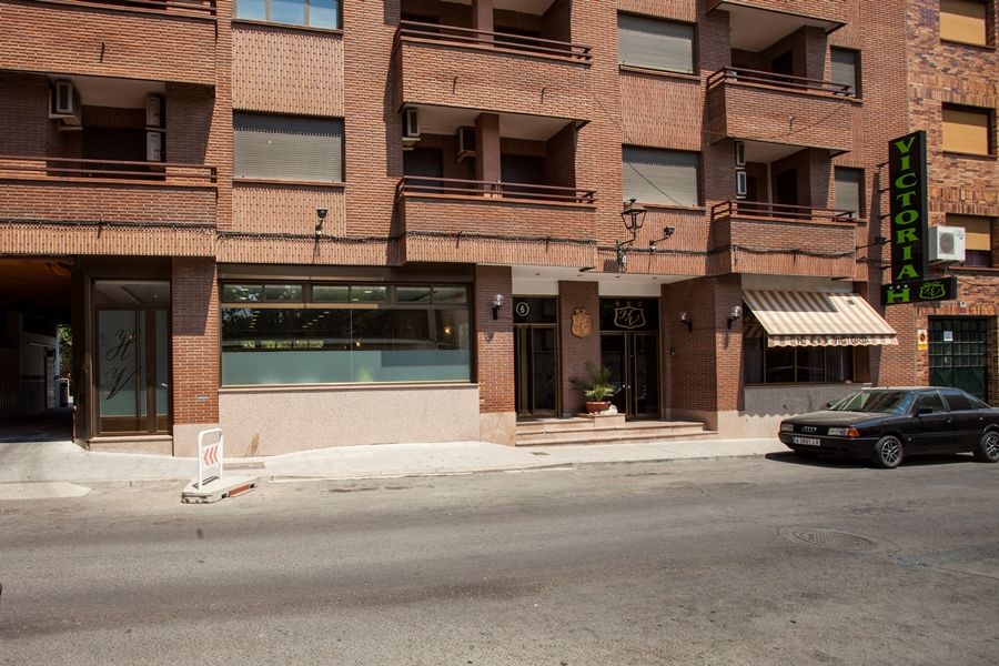 Hotel Victoria Valdemoro Bagian luar foto